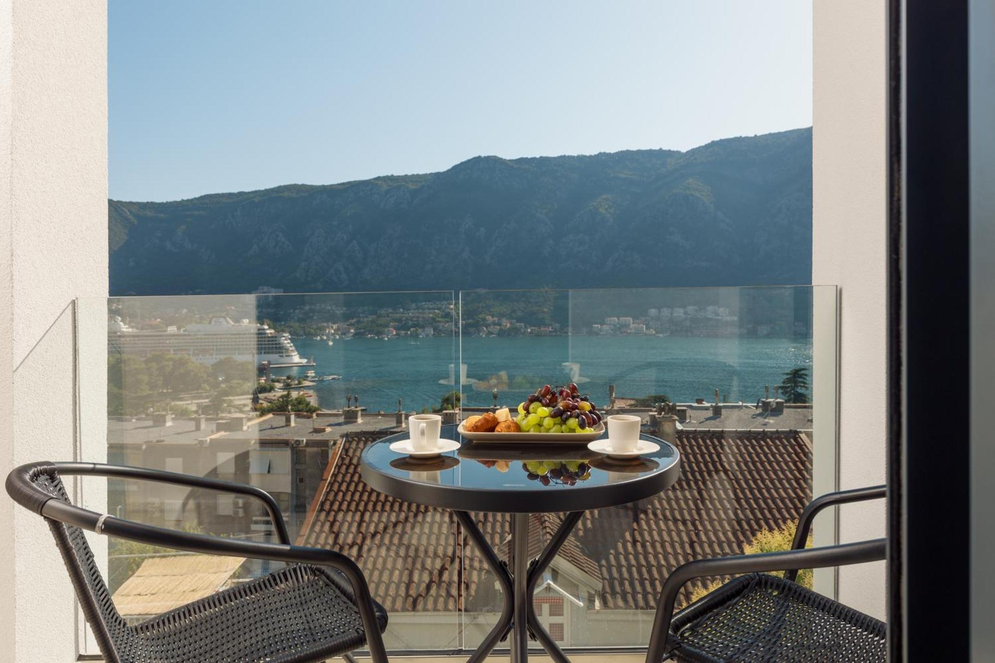 Berge Apartments Kotor Exterior foto